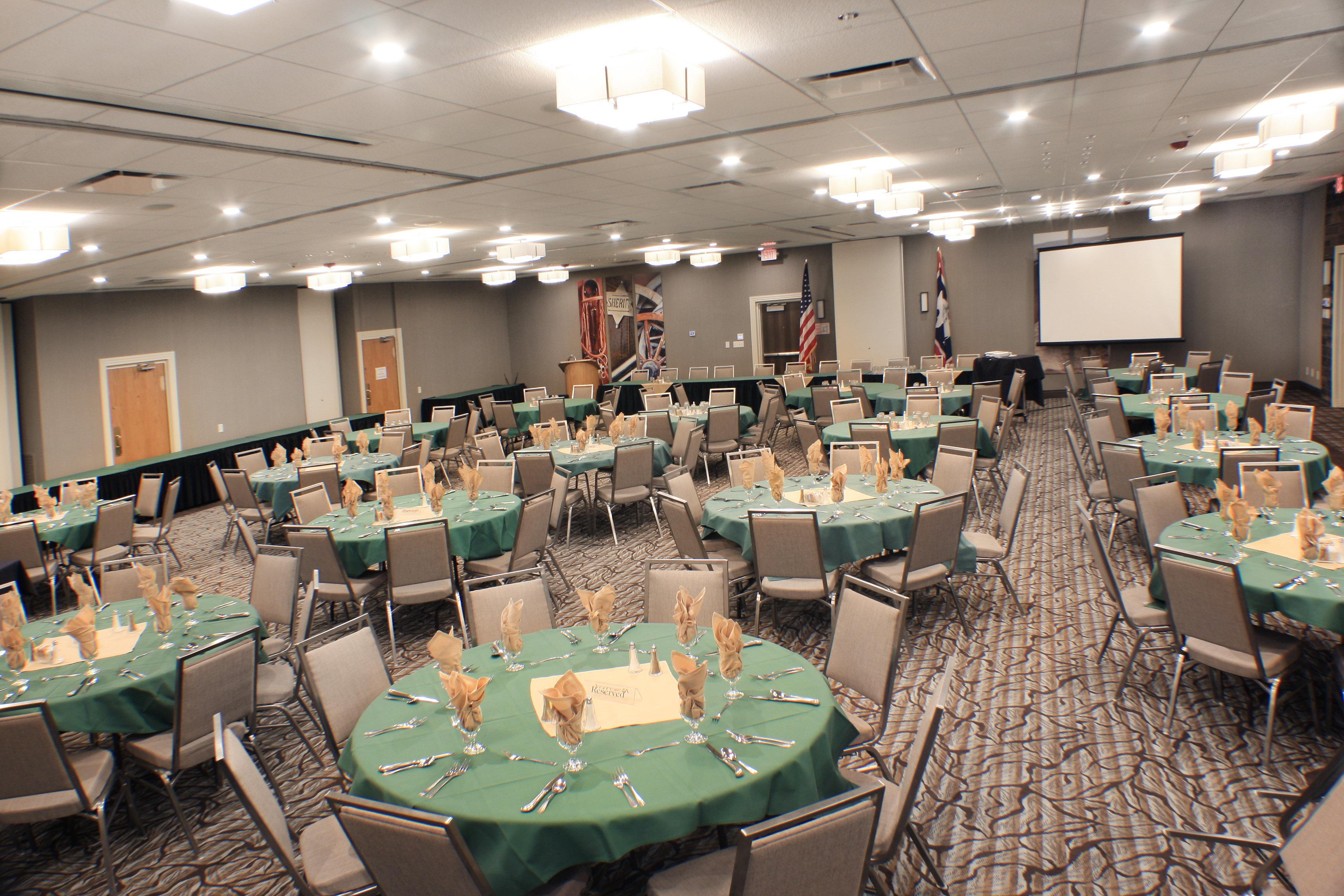 Holiday Inn Cody - Convention Center By Ihg Ngoại thất bức ảnh
